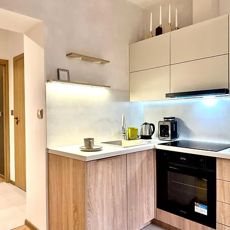 Park House Deluxe- Free Parking Apartment *